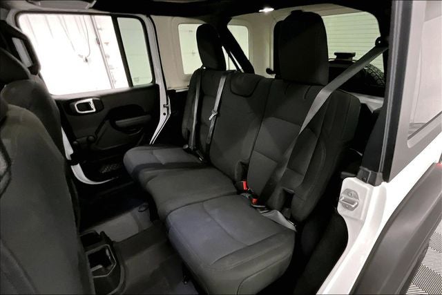 2022 Jeep Wrangler Unlimited Willys