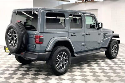 2024 Jeep Wrangler Sahara 4X4-Navigation-Sky Power Top
