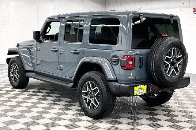 2024 Jeep Wrangler Sahara 4X4-Navigation-Sky Power Top