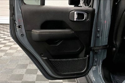 2024 Jeep Wrangler Sahara 4X4-Navigation-Sky Power Top