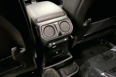 2024 Jeep Wrangler Sahara 4X4-Navigation-Sky Power Top
