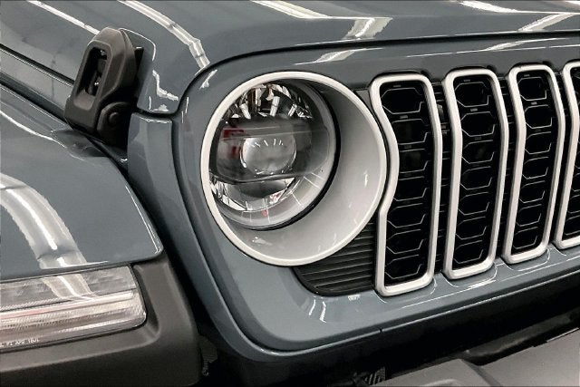 2024 Jeep Wrangler Sahara 4X4-Navigation-Sky Power Top