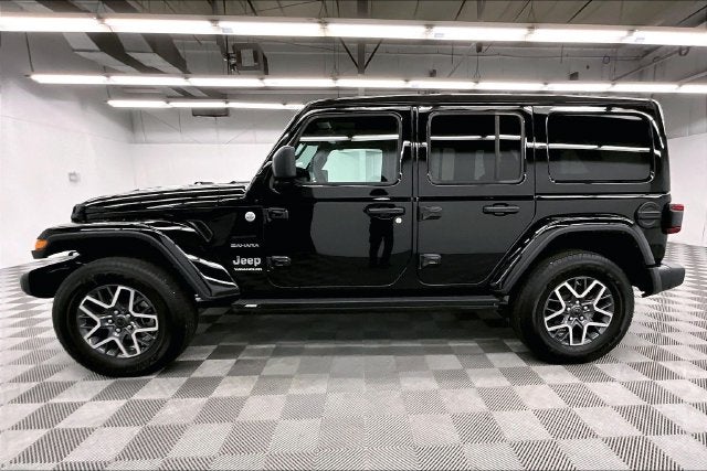 2024 Jeep Wrangler Sahara 4x4-Sky One-Touch Power Top-Adaptive Cruise