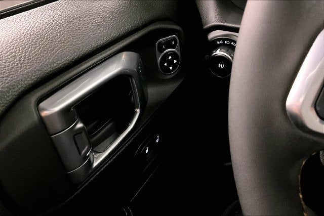 2024 Jeep Wrangler Sahara 4x4-Sky One-Touch Power Top-Adaptive Cruise