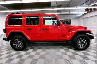 2026 Jeep Wrangler Sahara 4x4-Sky One-Touch Power Top-Adaptive Cruise