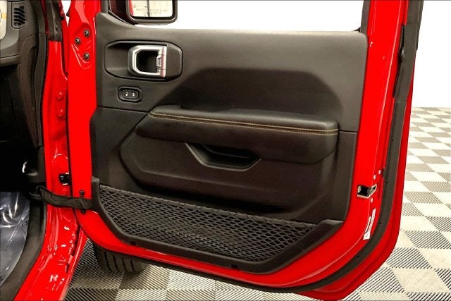 2026 Jeep Wrangler Sahara 4x4-Sky One-Touch Power Top-Adaptive Cruise