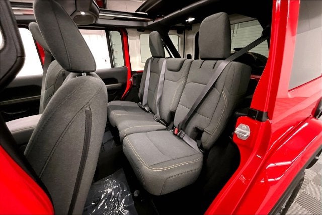 2026 Jeep Wrangler Sahara 4x4-Sky One-Touch Power Top-Adaptive Cruise