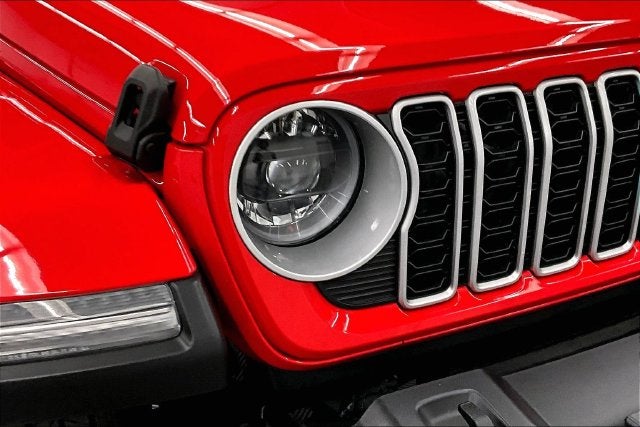 2026 Jeep Wrangler Sahara 4x4-Sky One-Touch Power Top-Adaptive Cruise