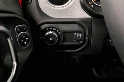2026 Jeep Wrangler Sahara 4x4-Sky One-Touch Power Top-Adaptive Cruise