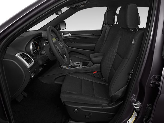 2018 Jeep Grand Cherokee Altitude 4X4-Navigation-Heated Seats