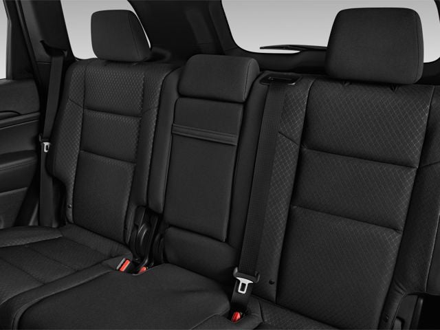 2018 Jeep Grand Cherokee Altitude 4X4-Navigation-Heated Seats