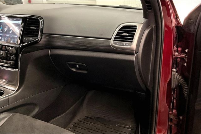 2020 Jeep Grand Cherokee Altitude 4x4-Sunroof-Htd Seats-Remote Start
