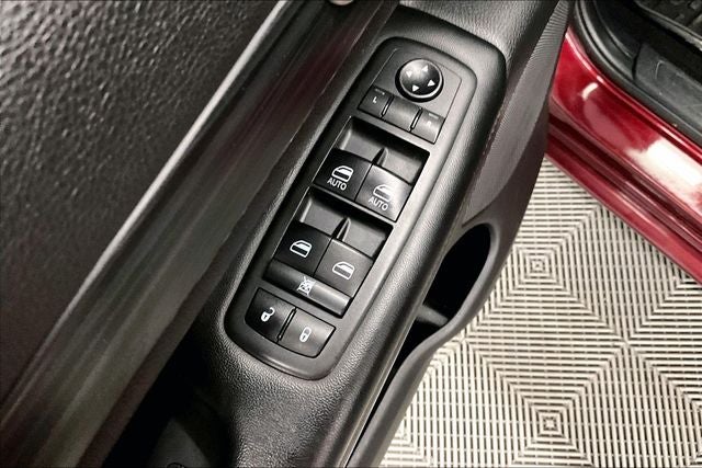 2020 Jeep Grand Cherokee Altitude 4x4-Sunroof-Htd Seats-Remote Start