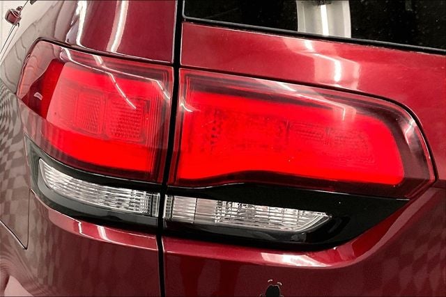 2020 Jeep Grand Cherokee Altitude 4x4-Sunroof-Htd Seats-Remote Start