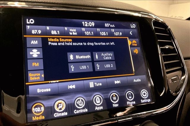 2020 Jeep Grand Cherokee Altitude 4x4-Sunroof-Htd Seats-Remote Start