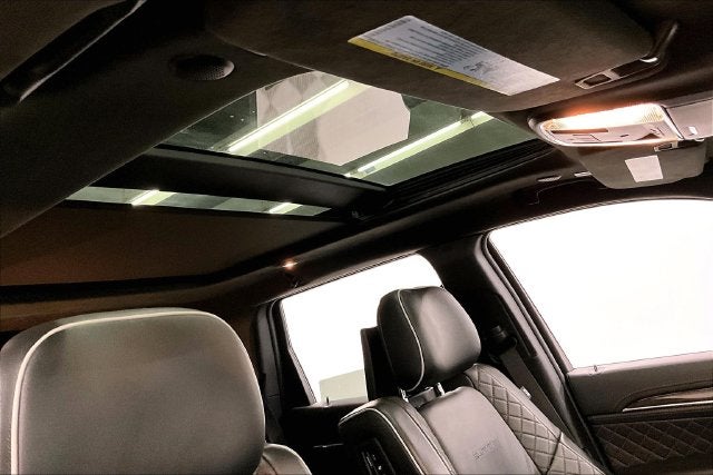 2019 Jeep Grand Cherokee Summit 4x4-Pano Roof-Adaptive Cruise-Htd/Cooled Leather