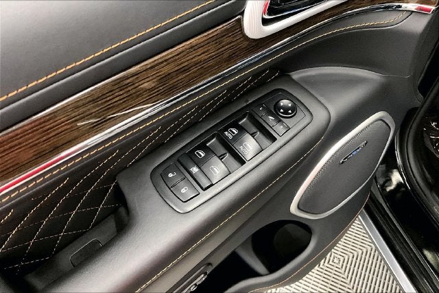 2019 Jeep Grand Cherokee Summit 4x4-Pano Roof-Adaptive Cruise-Htd/Cooled Leather
