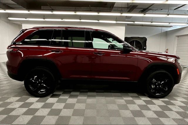 2025 Jeep Grand Cherokee Altitude X 4x4 - Sunroof - Adaptive Cruise - Htd Seats