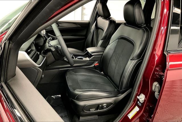 2025 Jeep Grand Cherokee Altitude X 4x4 - Sunroof - Adaptive Cruise - Htd Seats