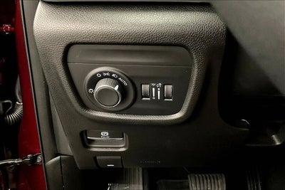 2025 Jeep Grand Cherokee Altitude X 4x4 - Sunroof - Adaptive Cruise - Htd Seats