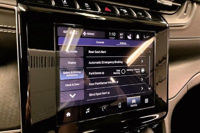 2023 Jeep Grand Cherokee Altitude X 4x4-Sunroof-Adaptive Cruise-Htd Seats
