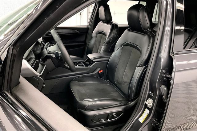 2023 Jeep Grand Cherokee Altitude X