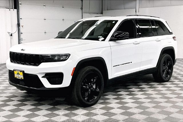 2023 Jeep Grand Cherokee Altitude X 4x4-Sunroof-Adaptive Cruise-Htd Seats
