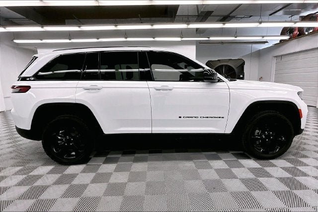 2023 Jeep Grand Cherokee Altitude X 4x4-Sunroof-Adaptive Cruise-Htd Seats