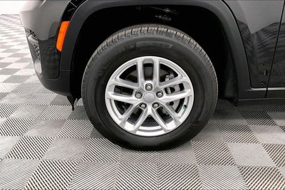 2025 Jeep Grand Cherokee Laredo X 4x4 - Sunroof - Adaptive Cruise