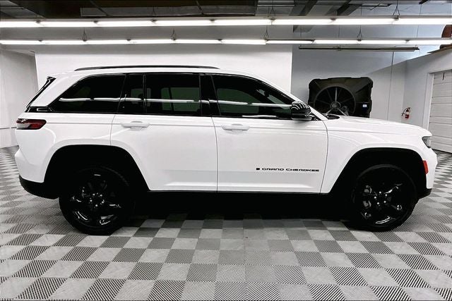 2023 Jeep Grand Cherokee Altitude X