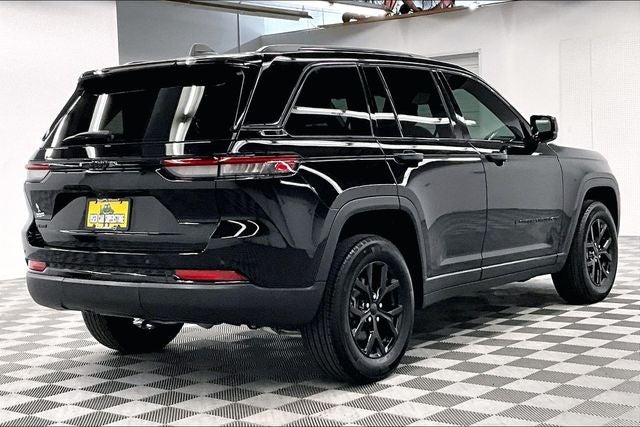 2024 Jeep Grand Cherokee Altitude X 4x4 - Sunroof - Adaptive Cruise - Tow Pkg