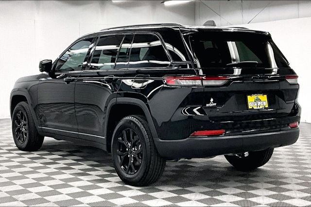 2024 Jeep Grand Cherokee Altitude X 4x4 - Sunroof - Adaptive Cruise - Tow Pkg
