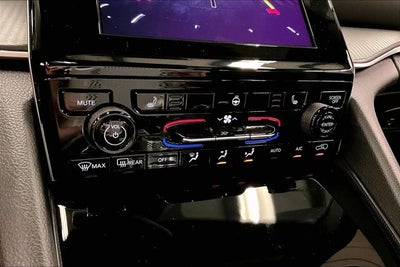 2024 Jeep Grand Cherokee Altitude X 4x4 - Sunroof - Adaptive Cruise - Tow Pkg