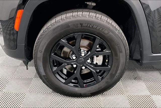 2024 Jeep Grand Cherokee Altitude X 4x4 - Sunroof - Adaptive Cruise - Tow Pkg