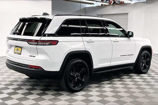 2024 Jeep Grand Cherokee Limited 4x4-Pano Roof-Adaptive Cruise-Htd/Cooled Leather