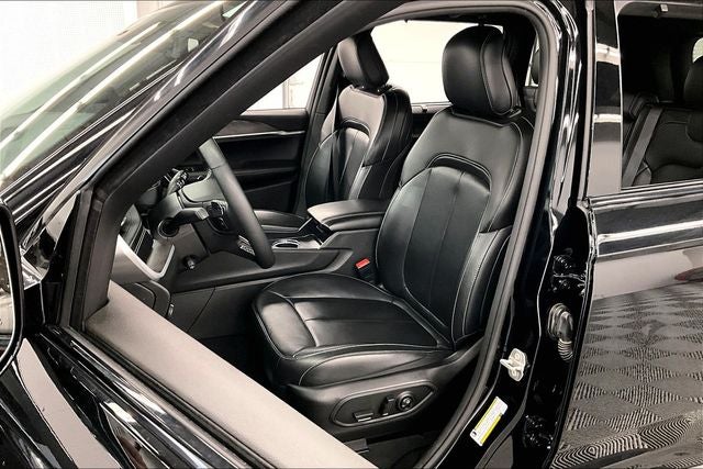 2024 Jeep Grand Cherokee Limited 4x4 - Black Appearance Pkg - Htd/Cooled Seats