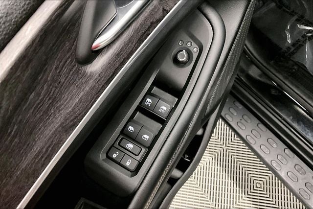 2024 Jeep Grand Cherokee Limited 4x4 - Black Appearance Pkg - Htd/Cooled Seats