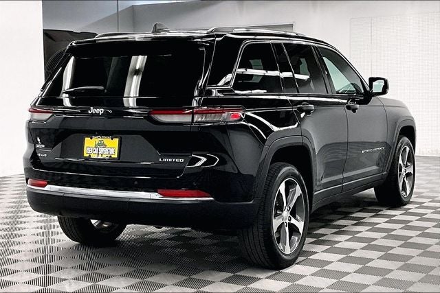 2023 Jeep Grand Cherokee Limited 4x4 - Pano Roof - Adaptive Cruise - Htd Seats