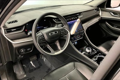 2023 Jeep Grand Cherokee Limited 4x4 - Pano Roof - Adaptive Cruise - Htd Seats