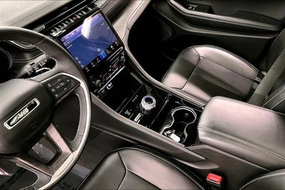 2023 Jeep Grand Cherokee Limited 4x4 - Pano Roof - Adaptive Cruise - Htd Seats