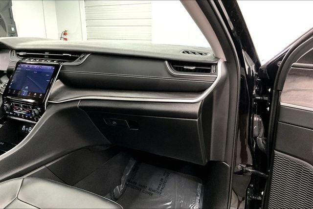 2023 Jeep Grand Cherokee Limited 4x4 - Pano Roof - Adaptive Cruise - Htd Seats