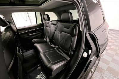 2023 Jeep Grand Cherokee Limited 4x4 - Pano Roof - Adaptive Cruise - Htd Seats