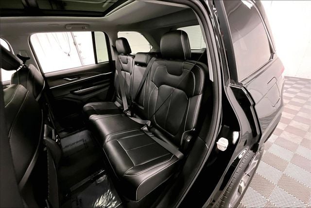 2023 Jeep Grand Cherokee Limited 4x4 - Pano Roof - Adaptive Cruise - Htd Seats