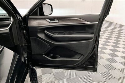 2024 Jeep Grand Cherokee Limited 4x4 - Black Appearance Pkg - Pano Roof