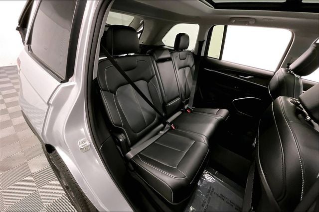 2024 Jeep Grand Cherokee Limited 4x4 - Black Appearance Pkg - Pano Roof - 20'' Whee