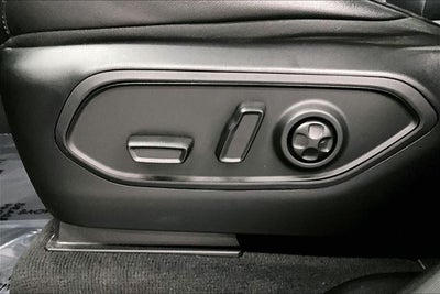 2024 Jeep Grand Cherokee Limited 4x4 - Black Appearance Pkg - Pano Roof - 20'' Whee