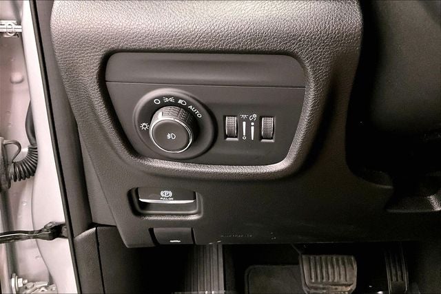 2024 Jeep Grand Cherokee Limited 4x4 - Black Appearance Pkg - Pano Roof - 20'' Whee