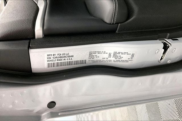 2024 Jeep Grand Cherokee Limited 4x4 - Black Appearance Pkg - Pano Roof - 20'' Whee