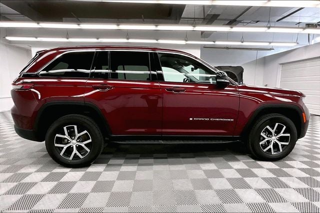 2023 Jeep Grand Cherokee Limited 4x4 - Adaptive Cruise - Blind Spot Detection