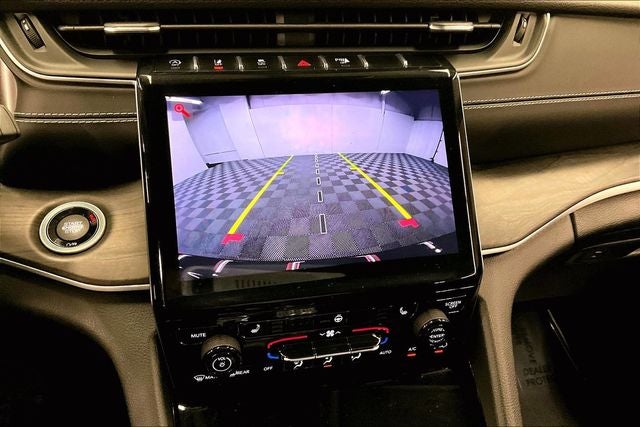 2023 Jeep Grand Cherokee Limited 4x4 - Adaptive Cruise - Blind Spot Detection
